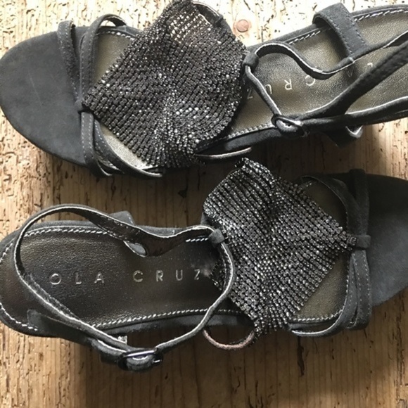 New NWOT Lola Cruz Crystal Mesh Rhinestone Suede Platform Wedge Formal Sandal - Picture 7 of 9